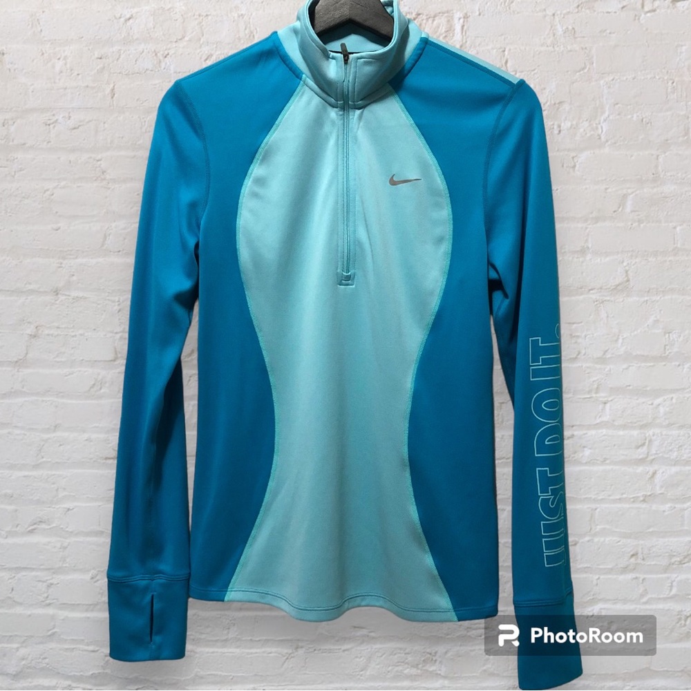 NIKE Dri-FIT Long Sleeve Reflective Top